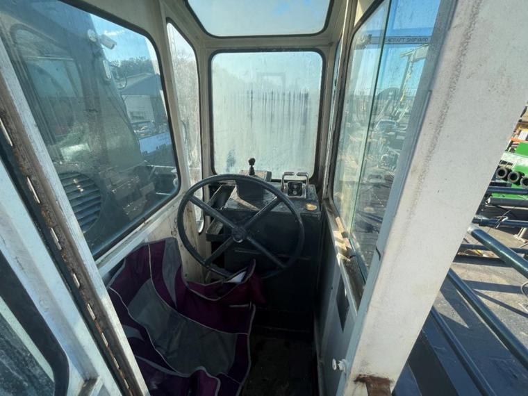 The Nikola helm station and wheel